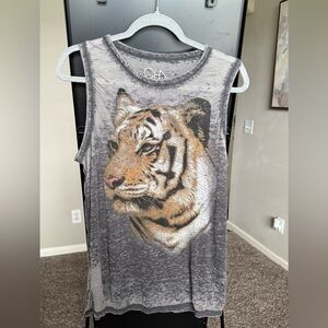 Chaser Gray Tiger Print Muscle Tee